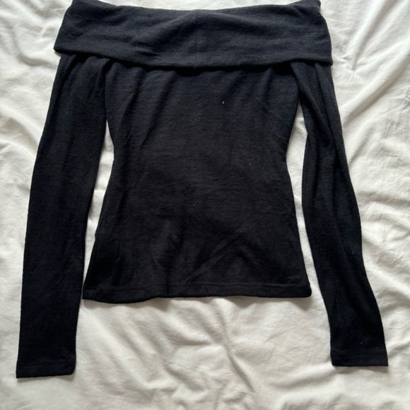 Abercrombie off the shoulder super soft long sleeve - Picture 1 of 2